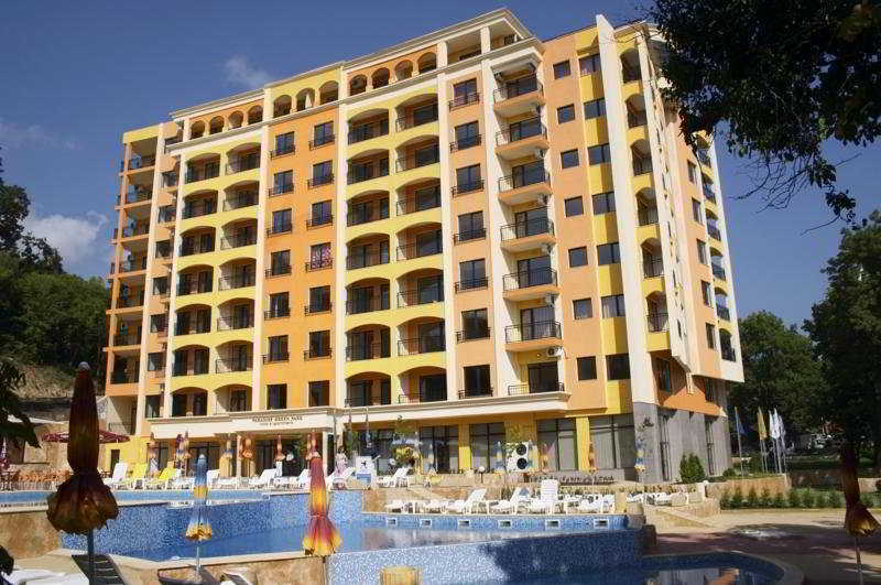 Hotel Paradise Green Park โกลเดน แซนส์ ภายนอก รูปภาพ